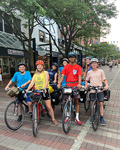Teen Treks trips cycle throughout popular touring locations across the U.S., Canada, and Europe, camping outdoors and staying in hostels along the way.